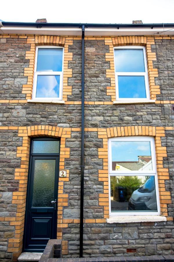 Amazing New 3 Double Bed House In Staple Hill! Apartment Bristol Bagian luar foto