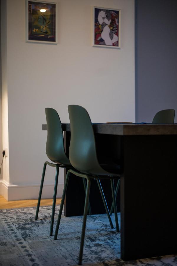 Amazing New 3 Double Bed House In Staple Hill! Apartment Bristol Bagian luar foto