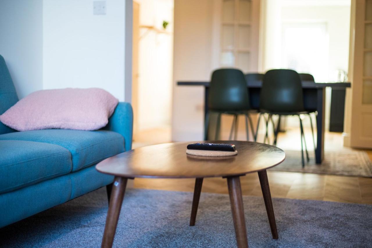 Amazing New 3 Double Bed House In Staple Hill! Apartment Bristol Bagian luar foto