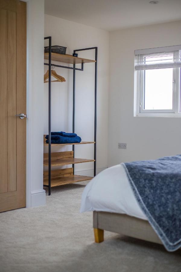 Amazing New 3 Double Bed House In Staple Hill! Apartment Bristol Bagian luar foto